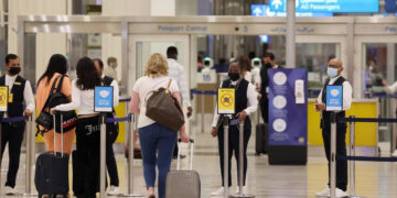 Dubai airport’s passenger traffic drops 66% amid Middle East war
