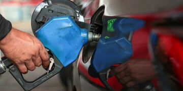 Cambodia diversifies fuel imports as Vietnam and China curb exports