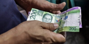 Philippines says Mideast war sends economic growth to five-year low