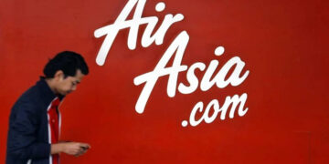 AirAsia faces supplier payment delays as fuel costs bite