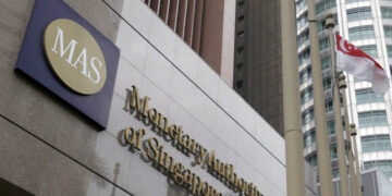 Singapore tightens monetary policy further on price pressures