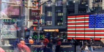 Wall Street futures edge higher after tech sell-off