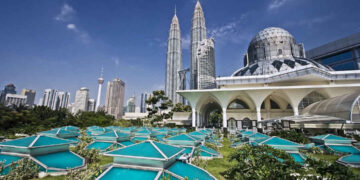 What are the best barometers for Malaysia&rsquo;s tourism industry?