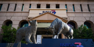 Bursa Malaysia ends higher on positive Wall Street cues, steady OPR