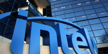 Intel shares plunge 22% after disappointing forecast