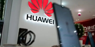 Huawei predicts more smartphone price hikes due to memory crunch