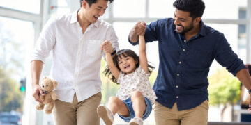 Gay netizen wants to adopt children but the internet gives a resounding, &ldquo;No&rdquo;