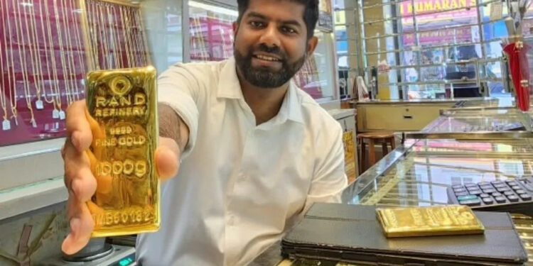 Keen on gold? Look beyond the weekly price swings